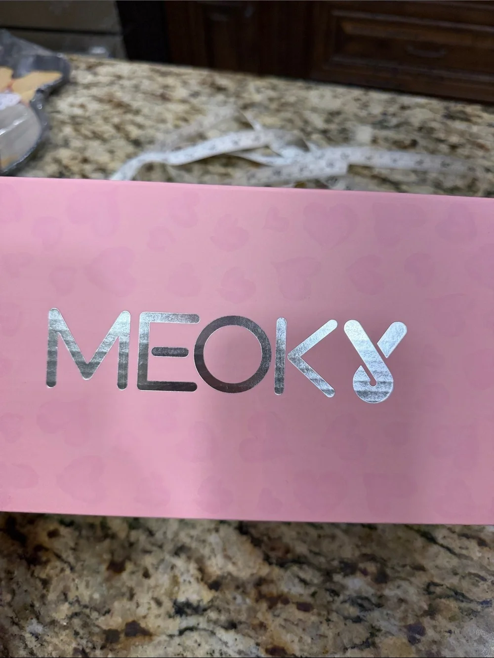 MEOKY Pink Heart Pattern 40 oz Travel Mug with Handle and straw